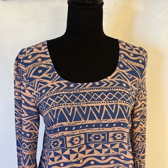 Blu Pepper Sheer Aztec Blouse, Sz. S. - Picture 3 of 10